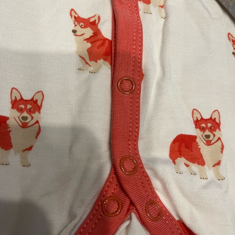 Kyte Corgi snap footie NWT 3-6m - Picture 3 of 4